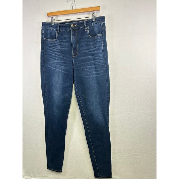 Woman's American Eagle High Rise Dark Wash Skinny Jeans - Size 14 - Picture 2 of 12